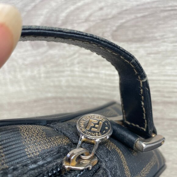 Fendi Vintage Zucca FF Logo Crossbody Bag100% Authentic - Picture 13 of 16